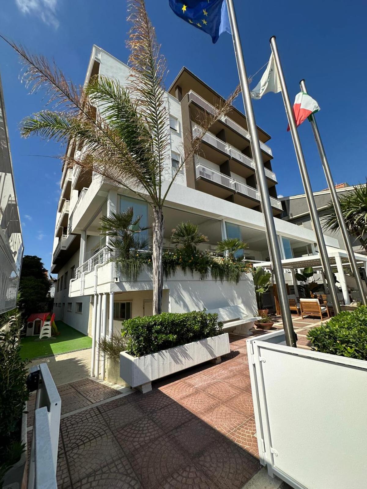 Hotel Costa Verde Pineto Dış mekan fotoğraf